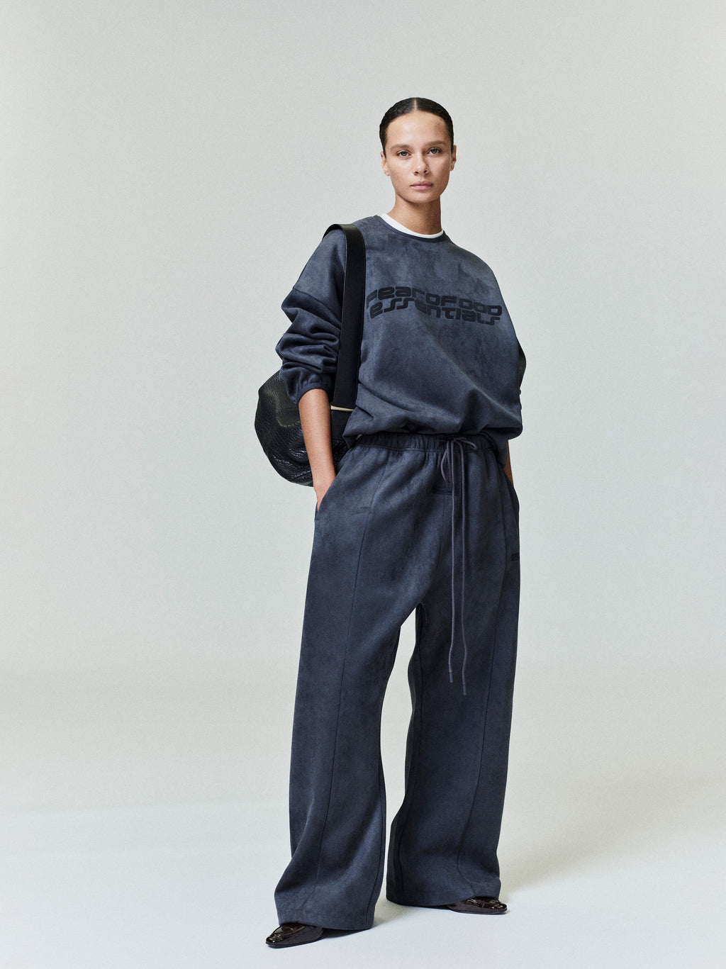 Suede Fleece Flare Sweatpant